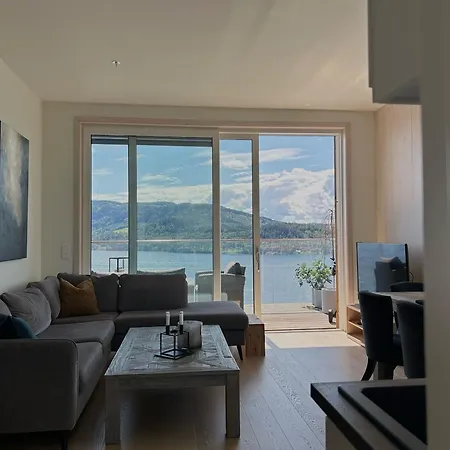 Mjos Tower - Big Apartment With Lake View Ringsaker Exterior photo