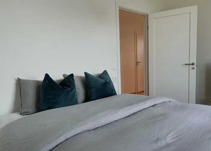 Mjos Tower - Big Apartment With Lake View