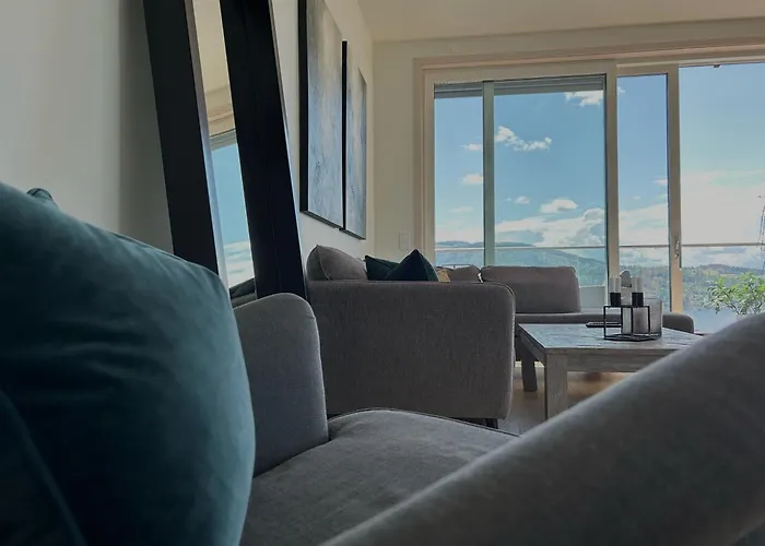 Mjos Tower - Big Apartment With Lake View